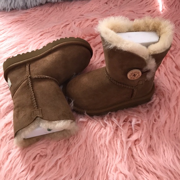UGG Shoes - Toddler Ugg boots